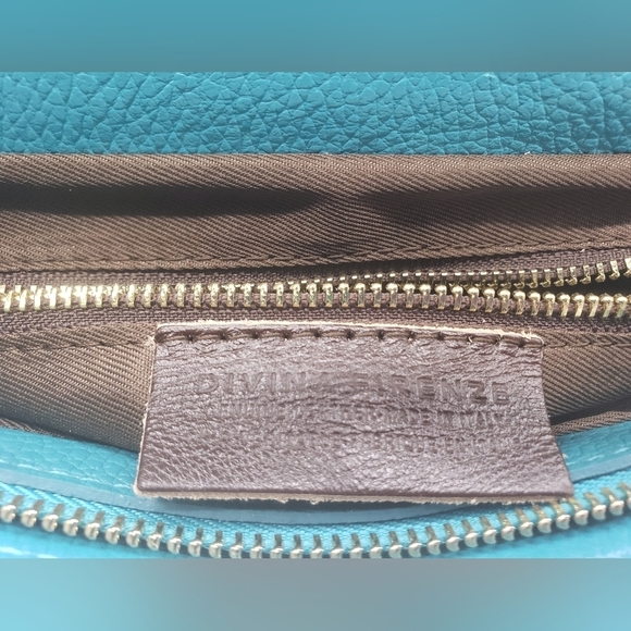 963- Divina Firenze Crossbody Bag Genuine Italian Leather Detachable NWT - Picture 7 of 11